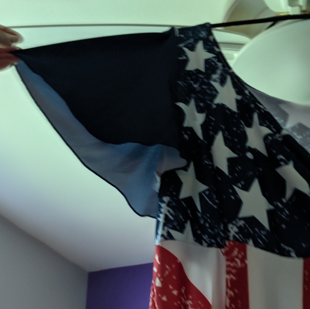 🇺🇸 Red, White and Stars top - Picture 4 of 5